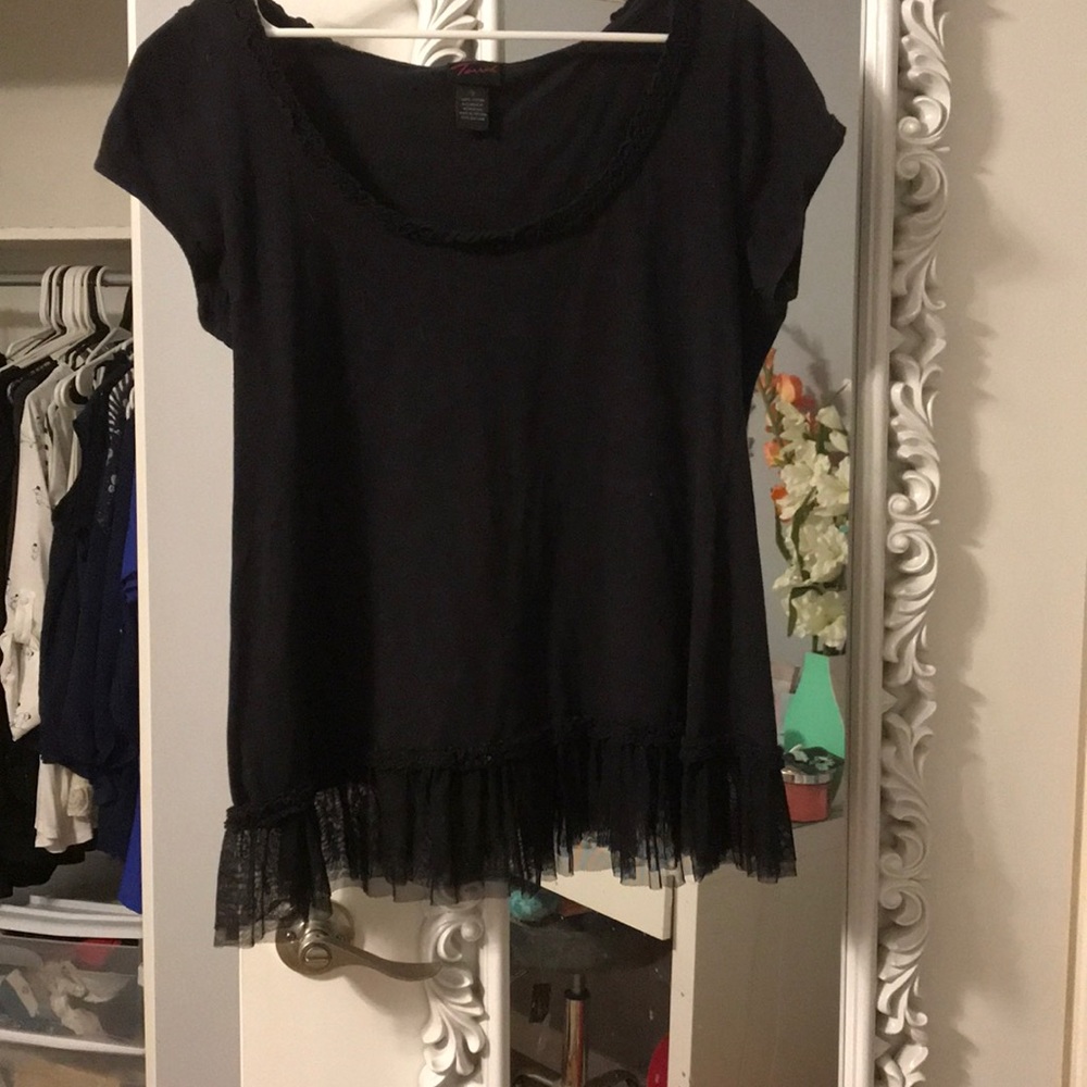 Black torrid shirt with ruffle detail
